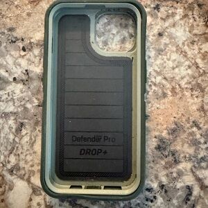 Otterbox Defender Drop+ Green iPhone 14 Case